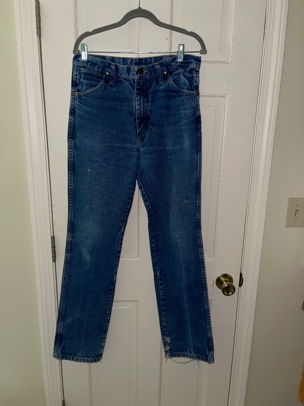 32x34 true measurements made in Mexico vintage Wrangler jeans